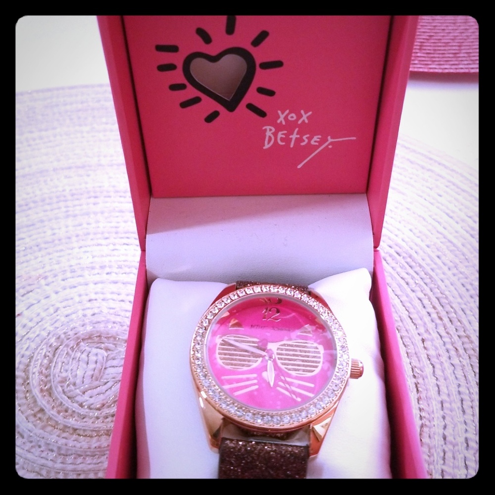 BETSEY JOHNSON WATCH